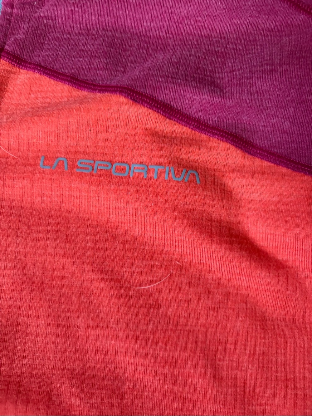 La Sportiva Women's Half-Zip Pullover in Coral & Magenta with Aqua Trim - Picture 2 of 4